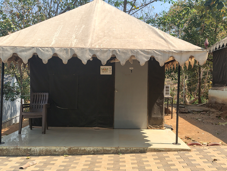 Luxurious Tent